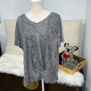 Grey snakeskin t-shirt
